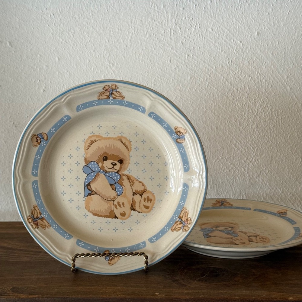 2pc Vintage Tienshan Theodore Country Bear Stoneware Large‎ Dinner Plates 10.5"